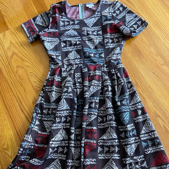 LuLaRoe Dresses & Skirts - Lularoe Aztec Print Amelia